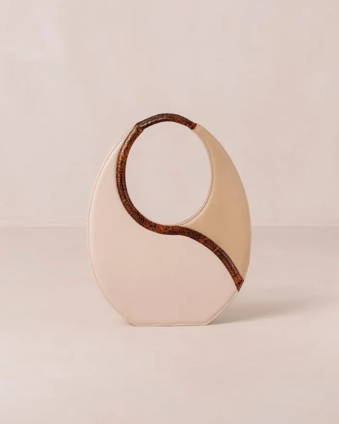 ALOHAS Bags Women The O Venti Indo 8211 Cream And Beige Leather Bag