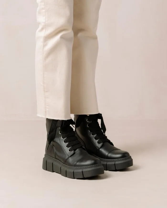 ALOHAS Boots Women Can Can 8211 Black Vegan Leather Boots