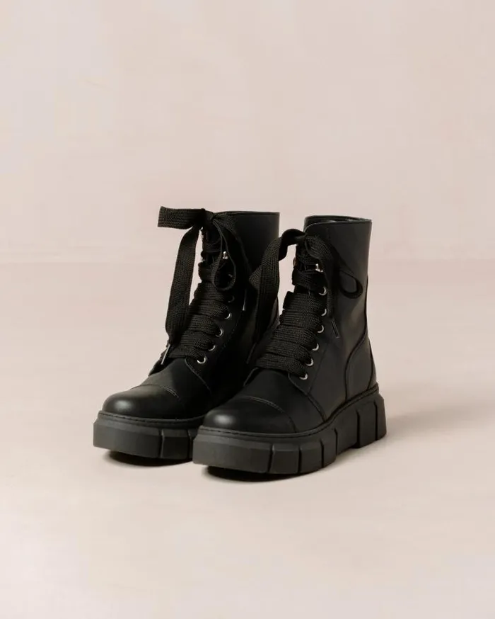 ALOHAS Boots Women Can Can 8211 Black Vegan Leather Boots