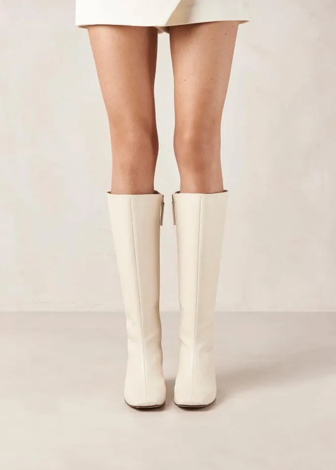 ALOHAS Boots Women Chalk Warm White