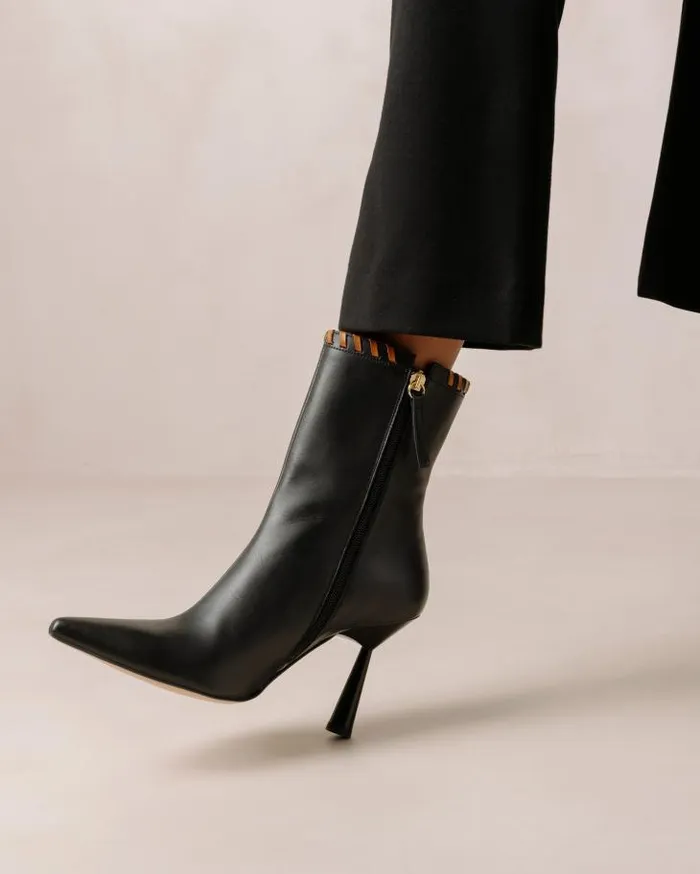 ALOHAS Boots Women Leo Black