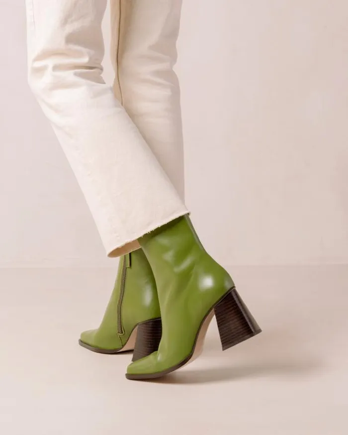 ALOHAS Boots Women South 8211 Bright Green Leather Boots