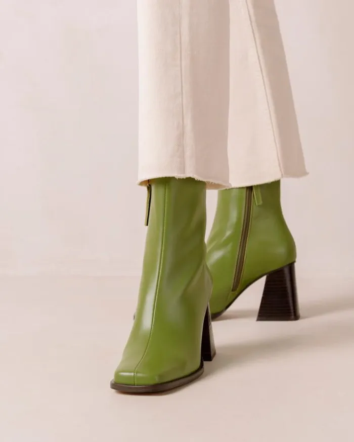 ALOHAS Boots Women South 8211 Bright Green Leather Boots