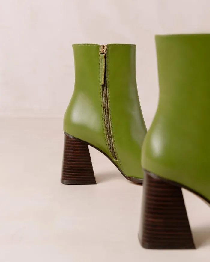 ALOHAS Boots Women South 8211 Bright Green Leather Boots