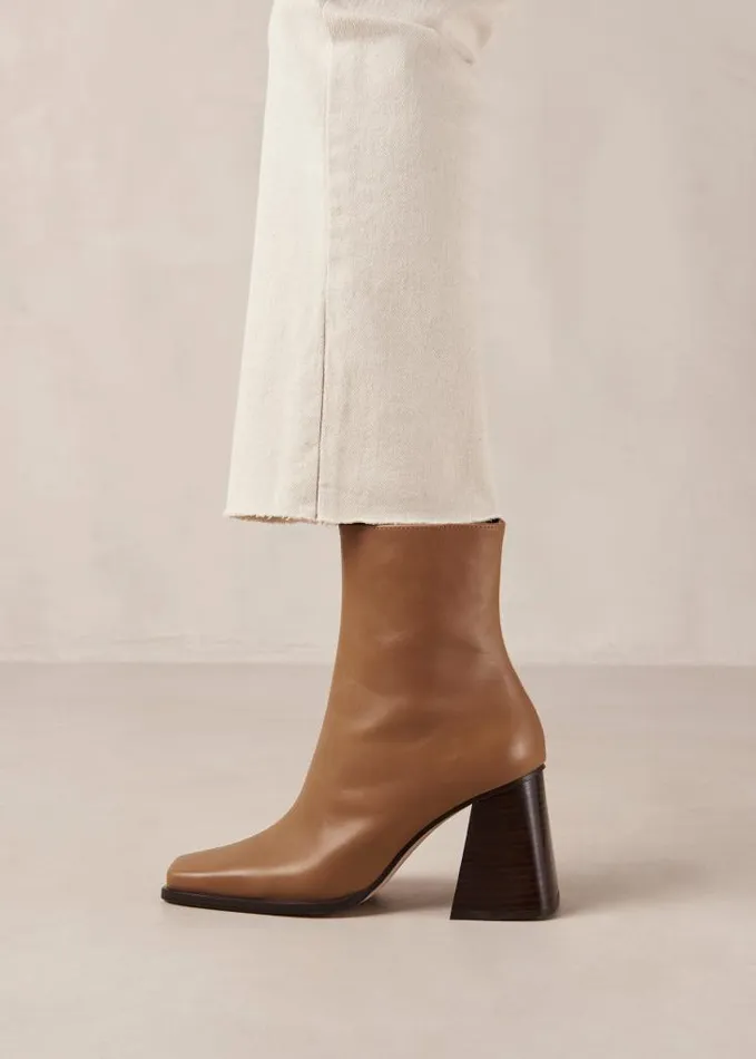 ALOHAS Boots Women South Bicolor 8211 Brown And Beige Leather Boots