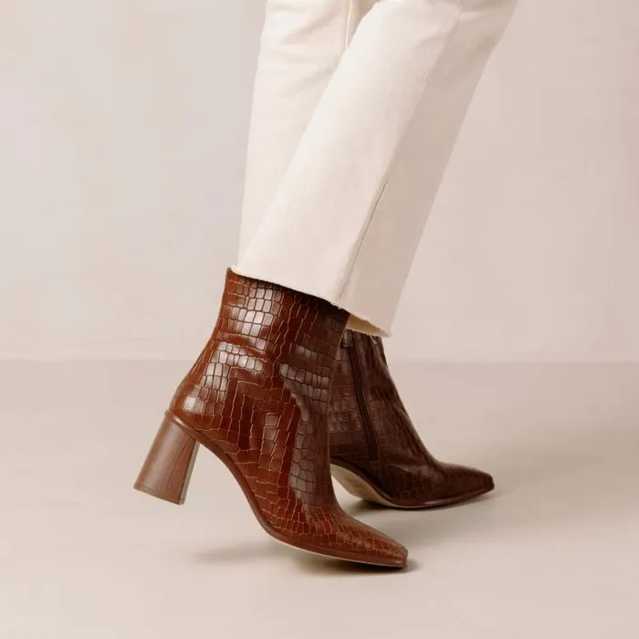 ALOHAS Boots Women West Cape Croco 8211 Brown Leather Boots