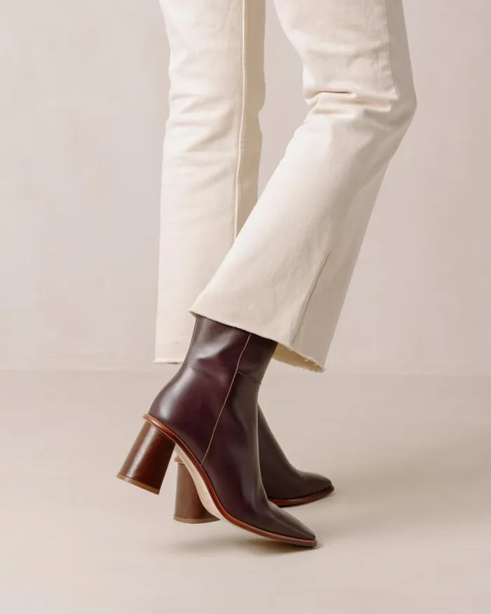 ALOHAS Boots Women West Vintage 8211 Red Leather Boots