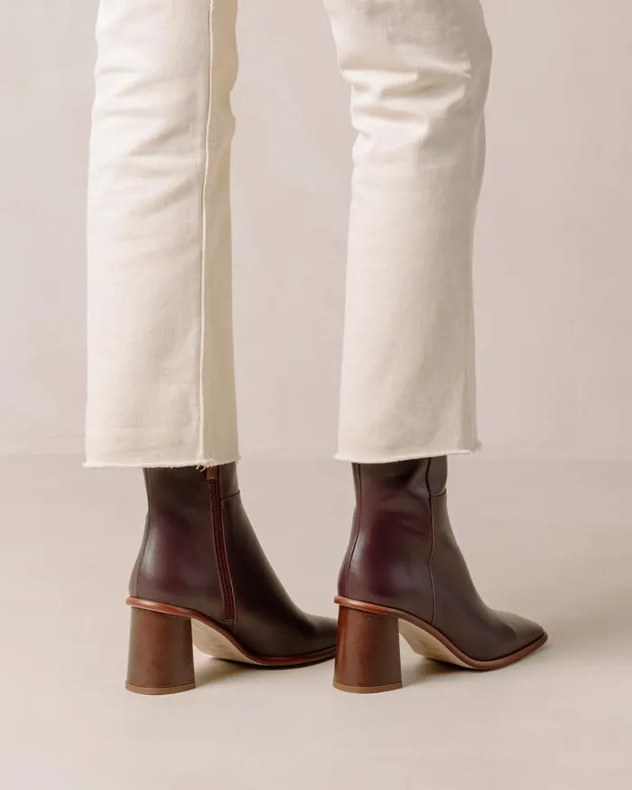ALOHAS Boots Women West Vintage 8211 Red Leather Boots