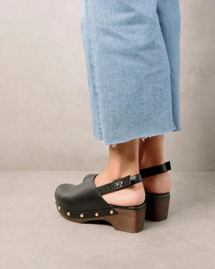 ALOHAS Clogs Women Vinyl 8211 Black Leather Clogs