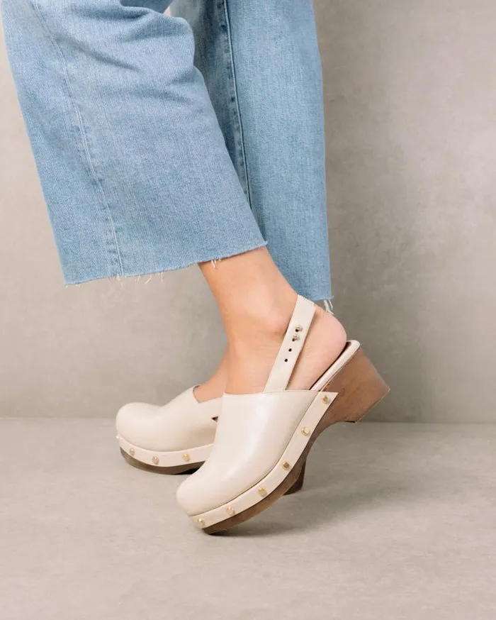 ALOHAS Clogs Women Vinyl 8211 White Leather Clogs