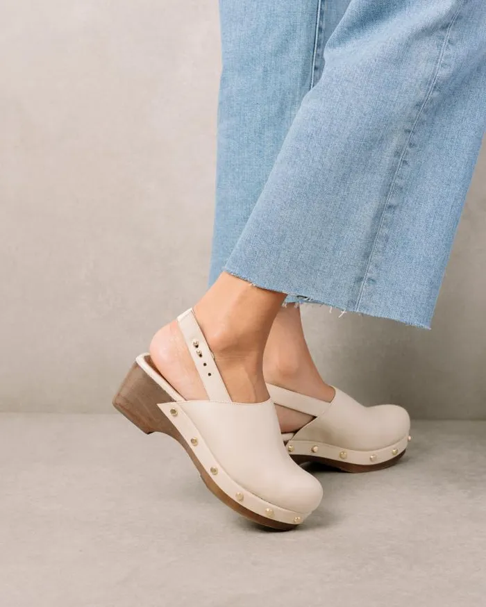 ALOHAS Clogs Women Vinyl 8211 White Leather Clogs