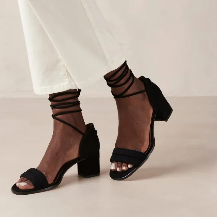 ALOHAS Heels Women Dakota 8211 Black Suede Sandals