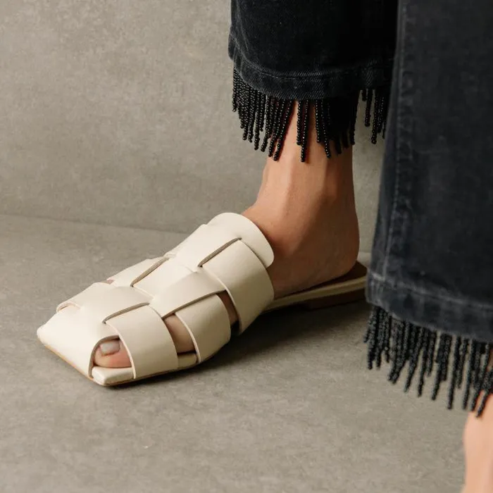 ALOHAS Mules Women Barney 8211 White Leather Mules