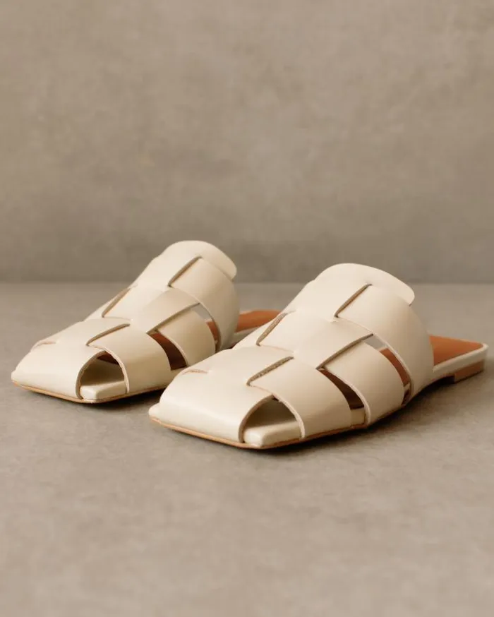 ALOHAS Mules Women Barney 8211 White Leather Mules