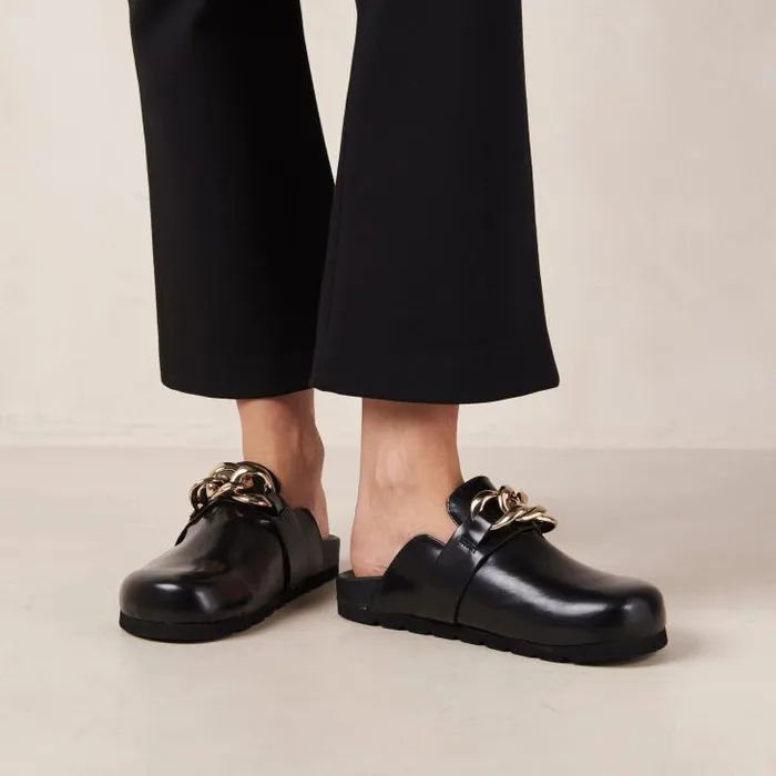 ALOHAS Mules Women Fireplace 8211 Black Leather Clogs