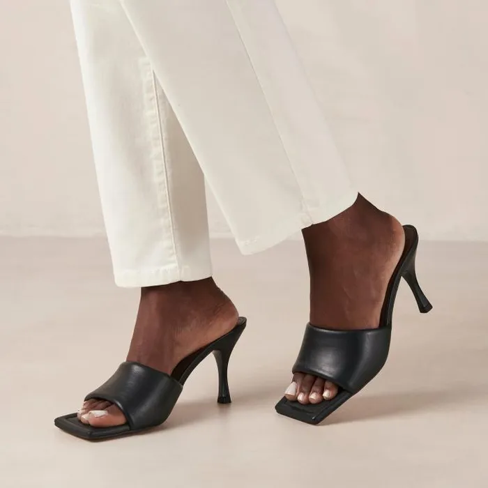 ALOHAS Mules Women Puffy 8211 Black Leather Mules