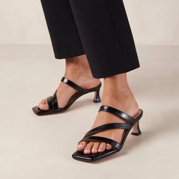 ALOHAS Mules Women Sonny 8211 Black Patent Vegan Leather Mules