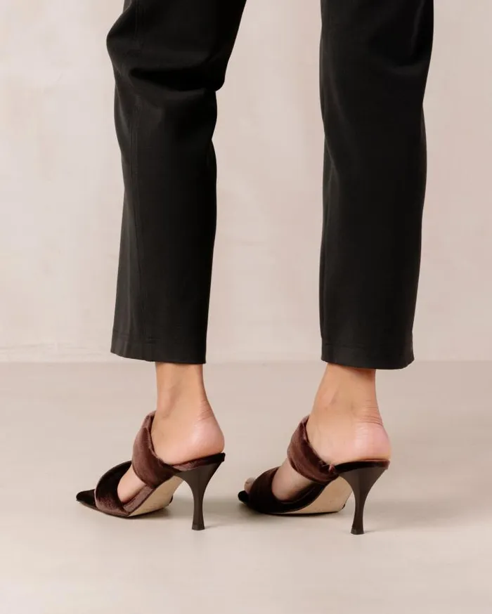 ALOHAS Mules Women Twist Strap 8211 Brown Velvet Mules