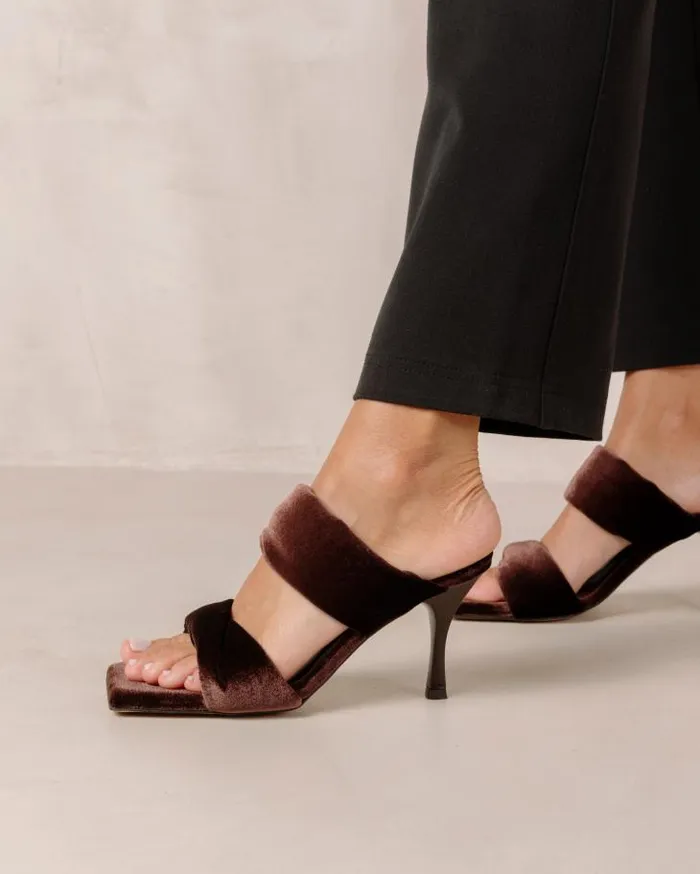 ALOHAS Mules Women Twist Strap 8211 Brown Velvet Mules