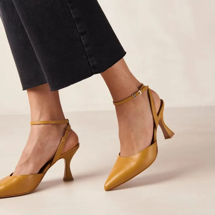 ALOHAS Pumps Women Cinderella 8211 Yellow Leather Pumps