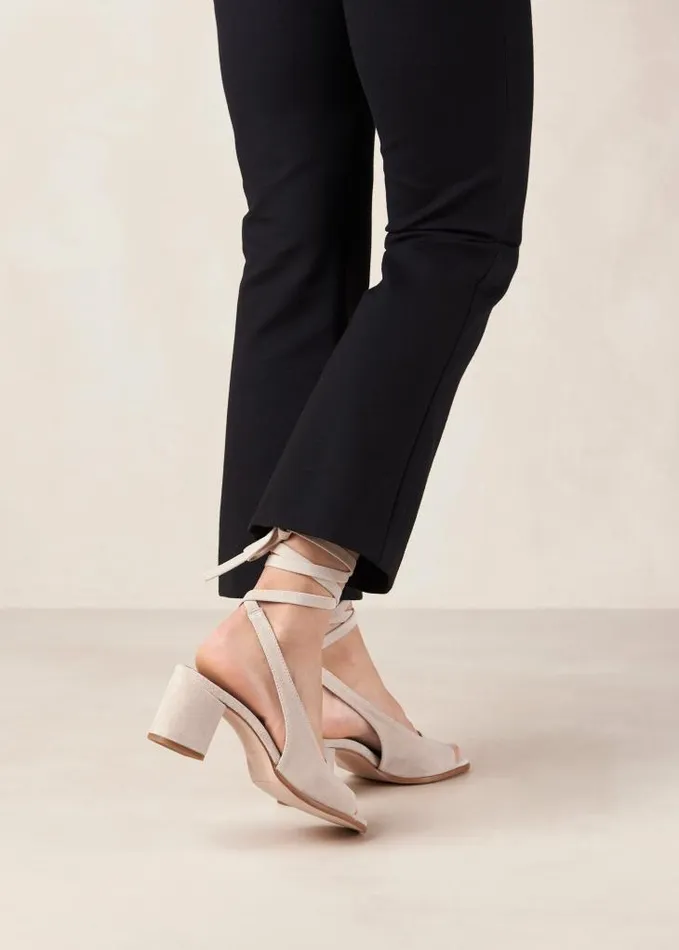 ALOHAS Sandals Women Lille Pearl 8211 White Leather Mules