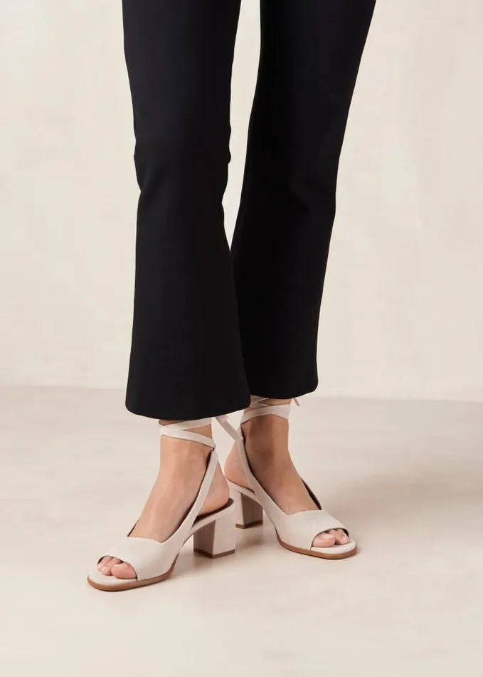 ALOHAS Sandals Women Lille Pearl 8211 White Leather Mules