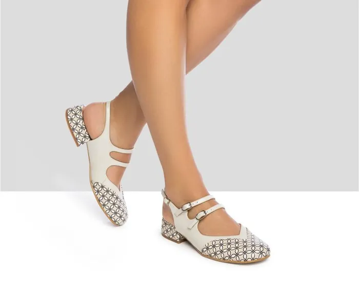 Audley Shoes Low Heel Leather Shoe Jalila Beige Women Medium Heel