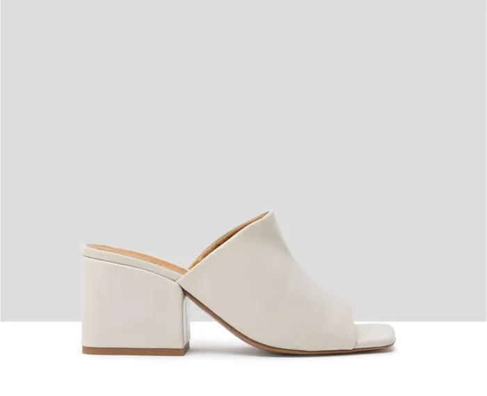 Audley Shoes Medium Heel Leather Sandal Jolanda Bone Women Medium Heel