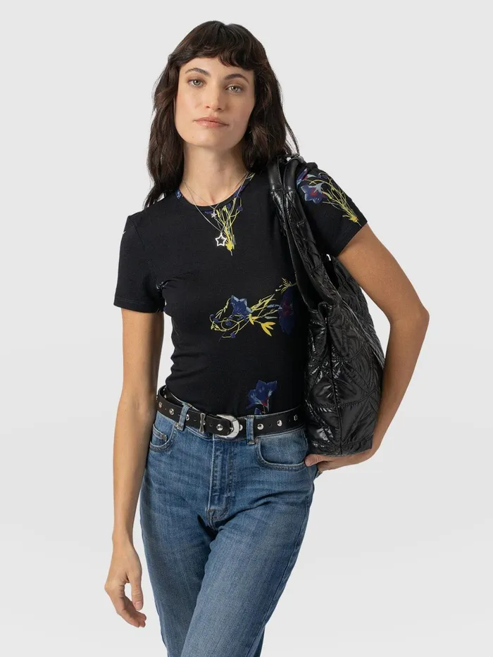 Austen Crew Neck Tee Short Sleeve 8211 Blue Lily Gardens Blue Lily Gardens Women Saint And Sofia TShirts and Tanks