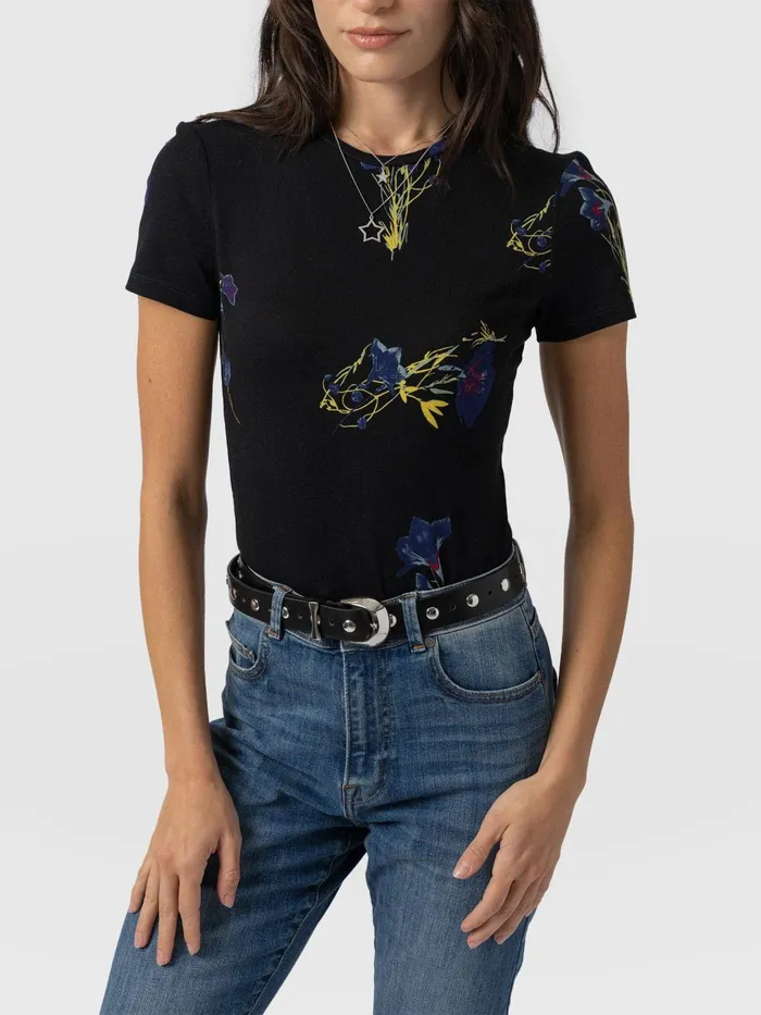 Austen Crew Neck Tee Short Sleeve 8211 Blue Lily Gardens Blue Lily Gardens Women Saint And Sofia TShirts and Tanks