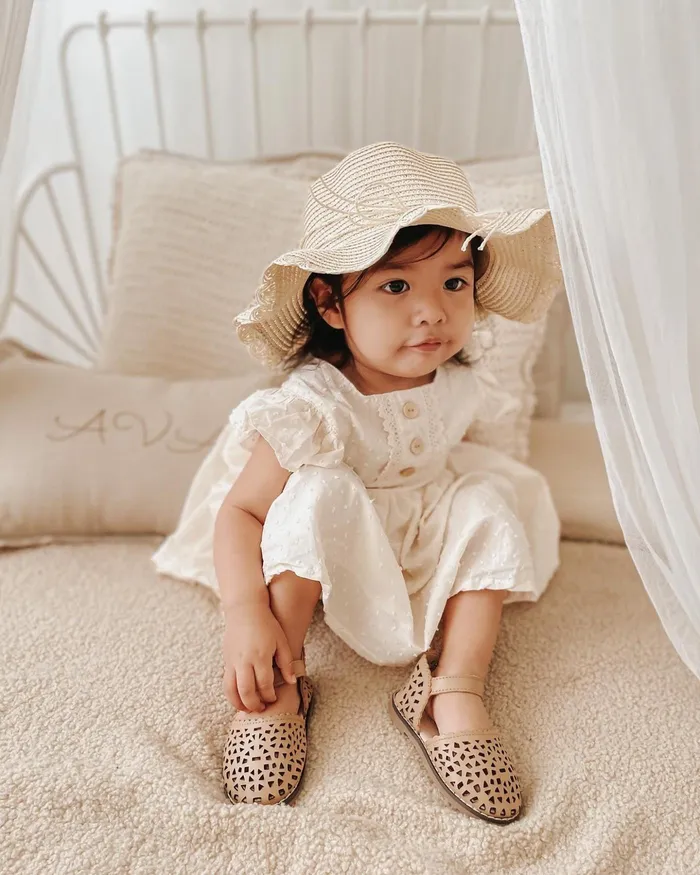 Baby Nisolo Baby Toddler and Kids Shoes Pocket Hard Sole Sandal Tan