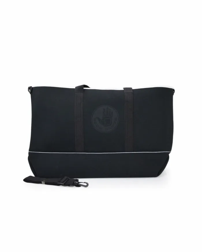 Body Glove Bags and Backpacks High Tide Medium AllDay Tote 8211 BlackWhite 8211 Accessories Body Glove Bags and Backpacks High Tide Medium AllDay Tote 8211 BlackWhite 8211 Accessories