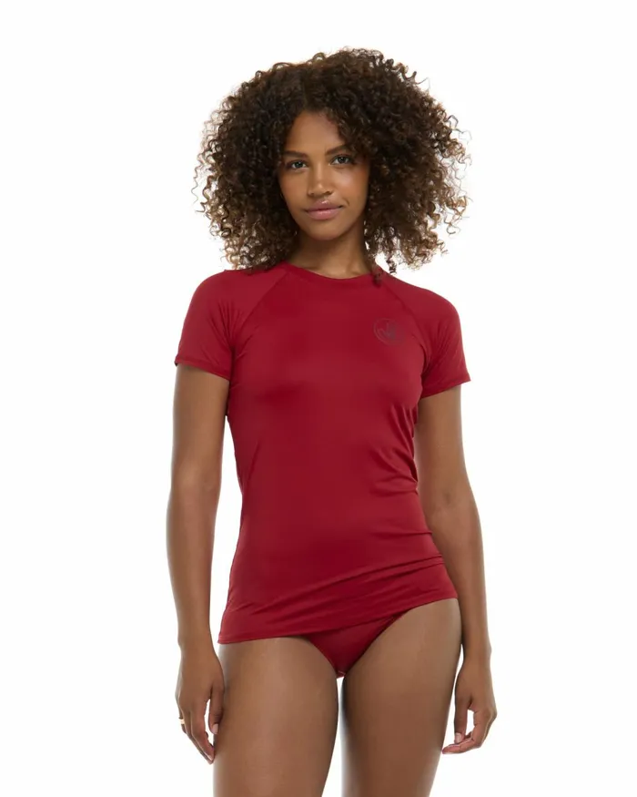 Body Glove Rash Guards Sun Protection Smoothies In Motion Short Sleeve Rashguard 8211 Cranberry 8211 Women Body Glove Rash Guards Sun Protection Smoothies In Motion Short Sleeve Rashguard 8211 Cranberry 8211 Women