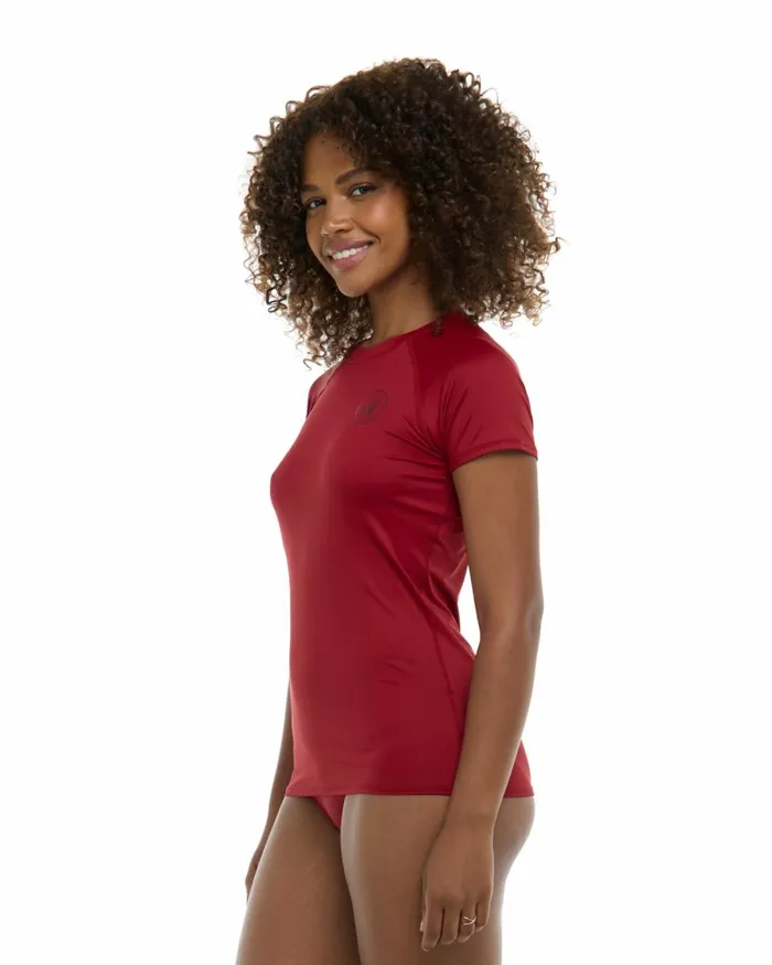 Body Glove Rash Guards Sun Protection Smoothies In Motion Short Sleeve Rashguard 8211 Cranberry 8211 Women