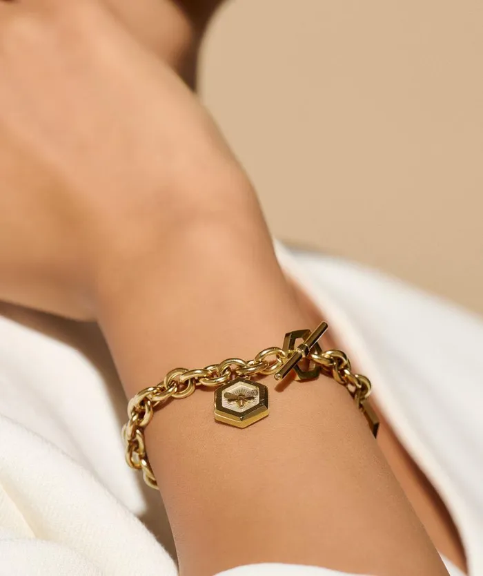 Bracelets Women Olivia Burton Minima Bee Gold Toggle Bracelet