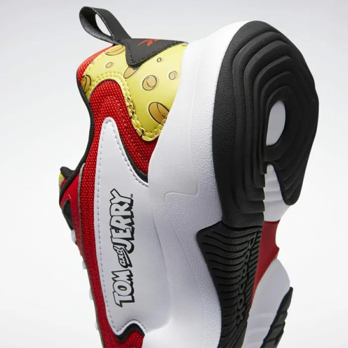 Casual Shoes Womens Reebok Tom And Jerry Vector Runner Shoes Motor Red White Black