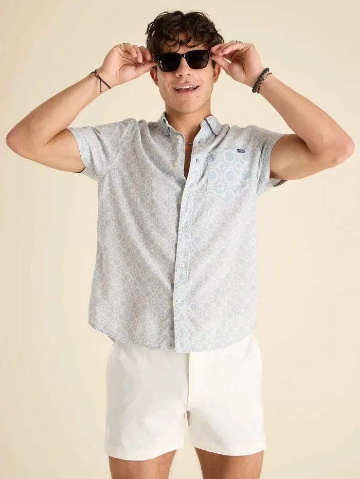 Chubbies Button Ups Men The Spot On Light Blue Circle
