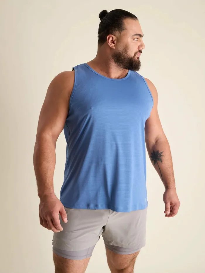 Chubbies Tees and Tanks Men The Blue Crew Medium Blue