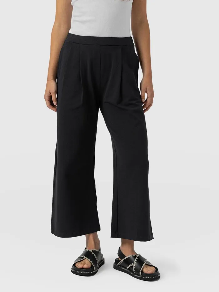 City Culotte 8211 Black Pleats Black Pleats Women Saint And Sofia Shorts