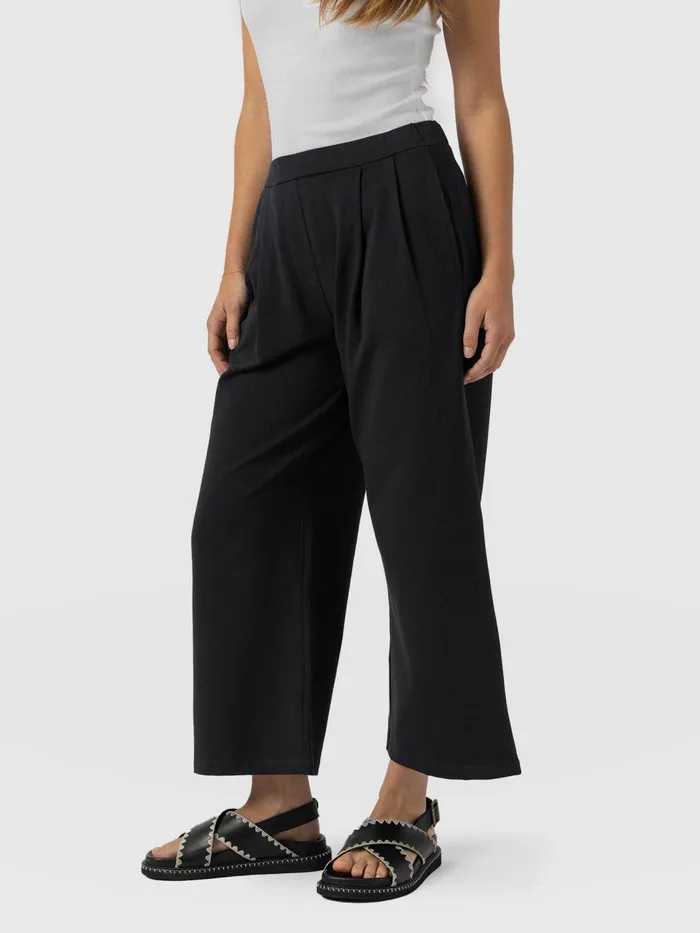City Culotte 8211 Black Pleats Black Pleats Women Saint And Sofia Shorts