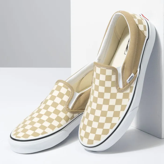 Classics Shoes MenWomen Vans Checkerboard Classic SlipOn Cornstalktrue White Classics Shoes MenWomen Vans Checkerboard Classic SlipOn Cornstalktrue White