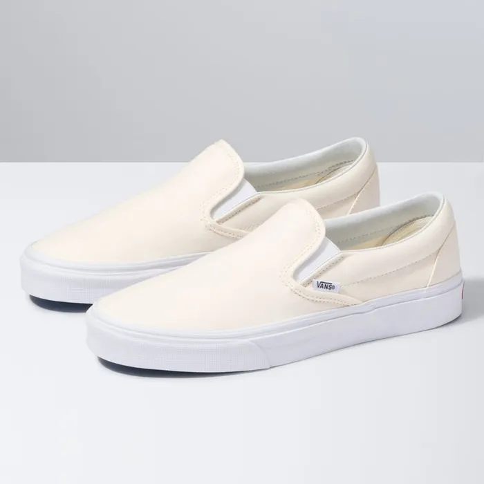 Classics Shoes Women Vans SlipOn White