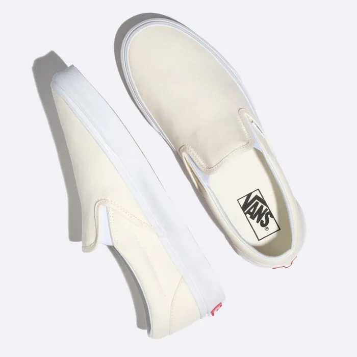 Classics Shoes Women Vans SlipOn White Classics Shoes Women Vans SlipOn White