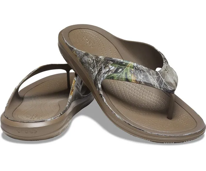 Crocs FlipFlops Swiftwater Realtree Edge Wave Flip Walnut 8211 Men