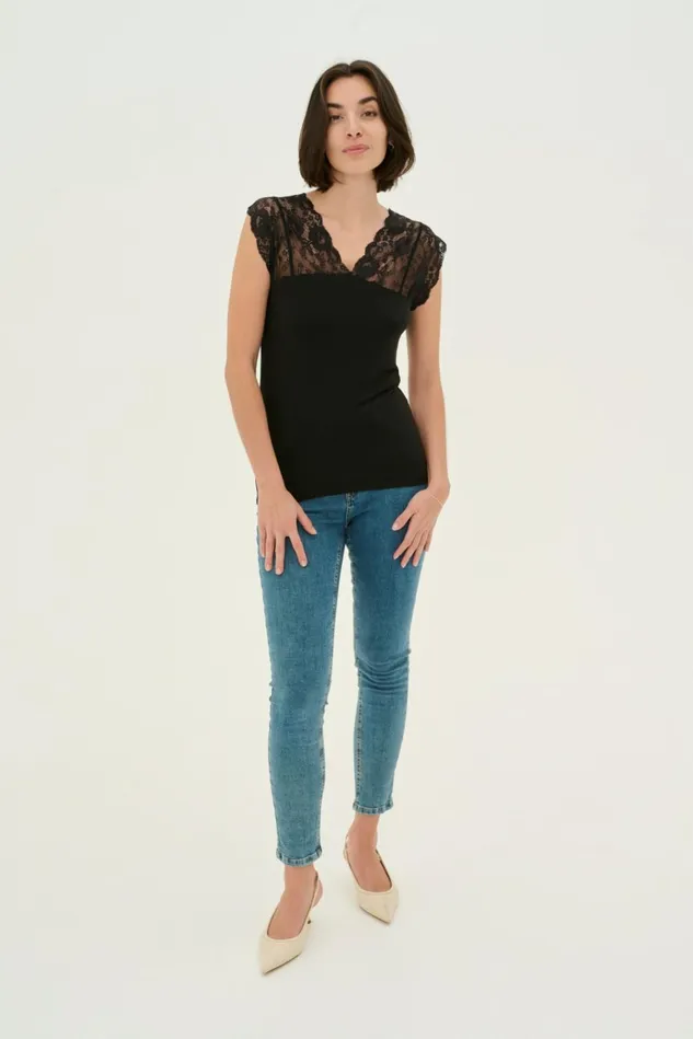 CULTURE Tops and TShirts CUpoppy Top Black 8211 Women