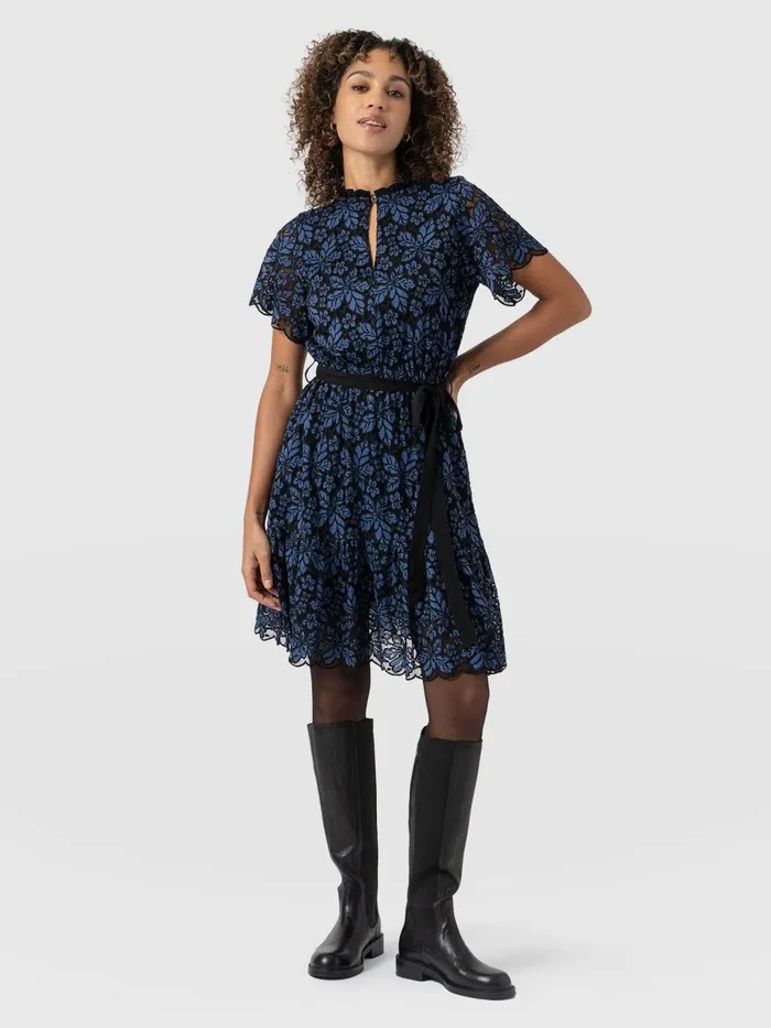 Fearne Lace Mini Dress 8211 BlueBlack Blueblack Women Saint And Sofia Dresses