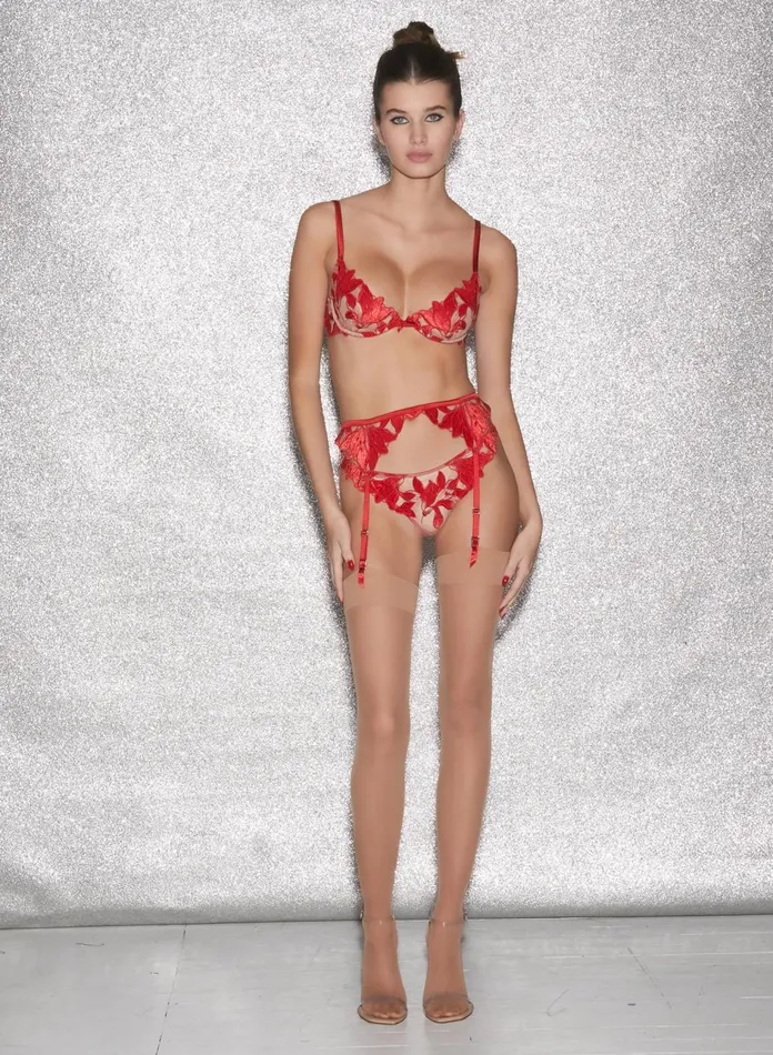 Fleur Du Mal Bras Women Velvet Lily Embroidery Plunge Demi Bra Rouge