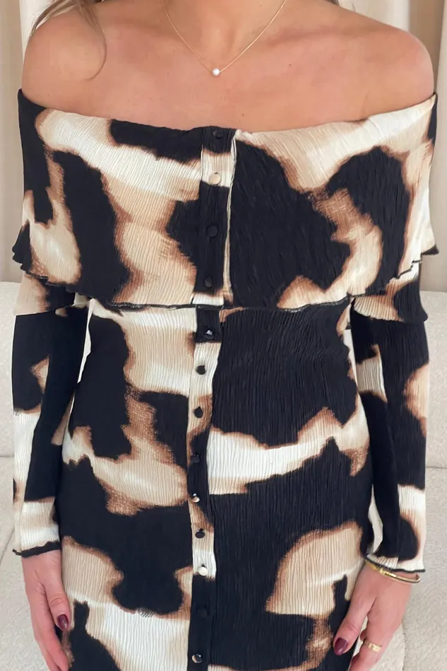Girl In Mind Midi Dresses Becky Animal Print Long Sleeve Bardot Midi Dress 8211 Women