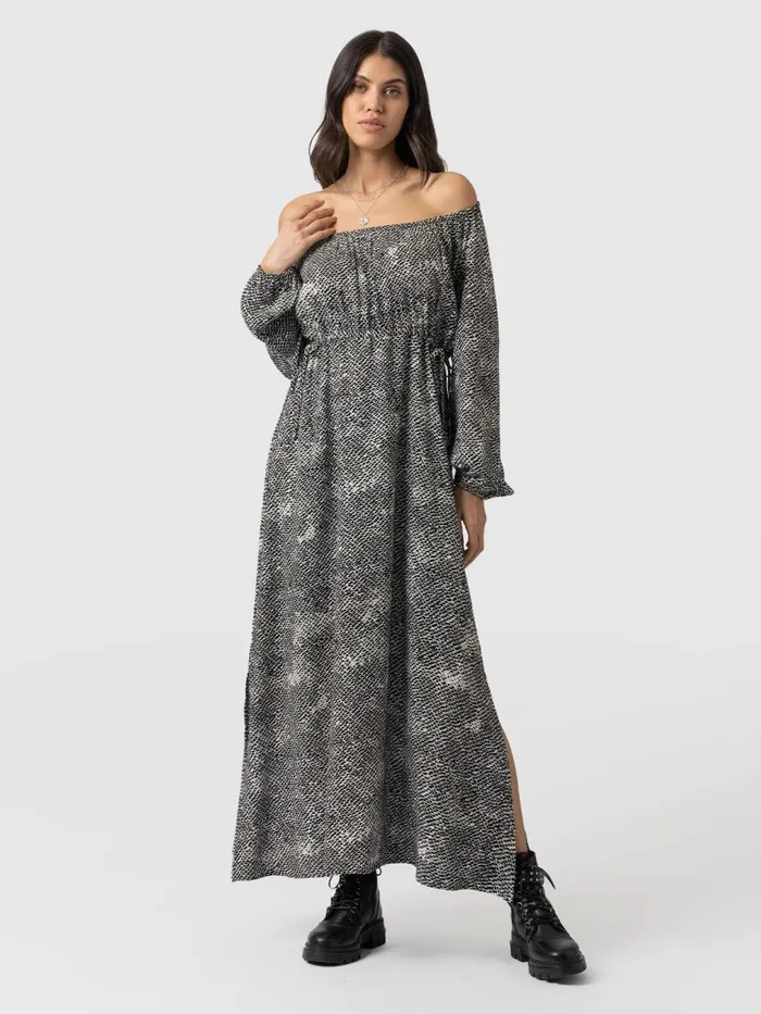 Henrietta Dress 8211 Monochrome Gothica Monochrome Gothica Women Saint And Sofia Dresses