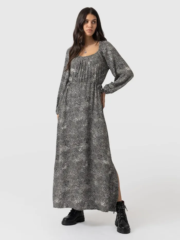 Henrietta Dress 8211 Monochrome Gothica Monochrome Gothica Women Saint And Sofia Dresses